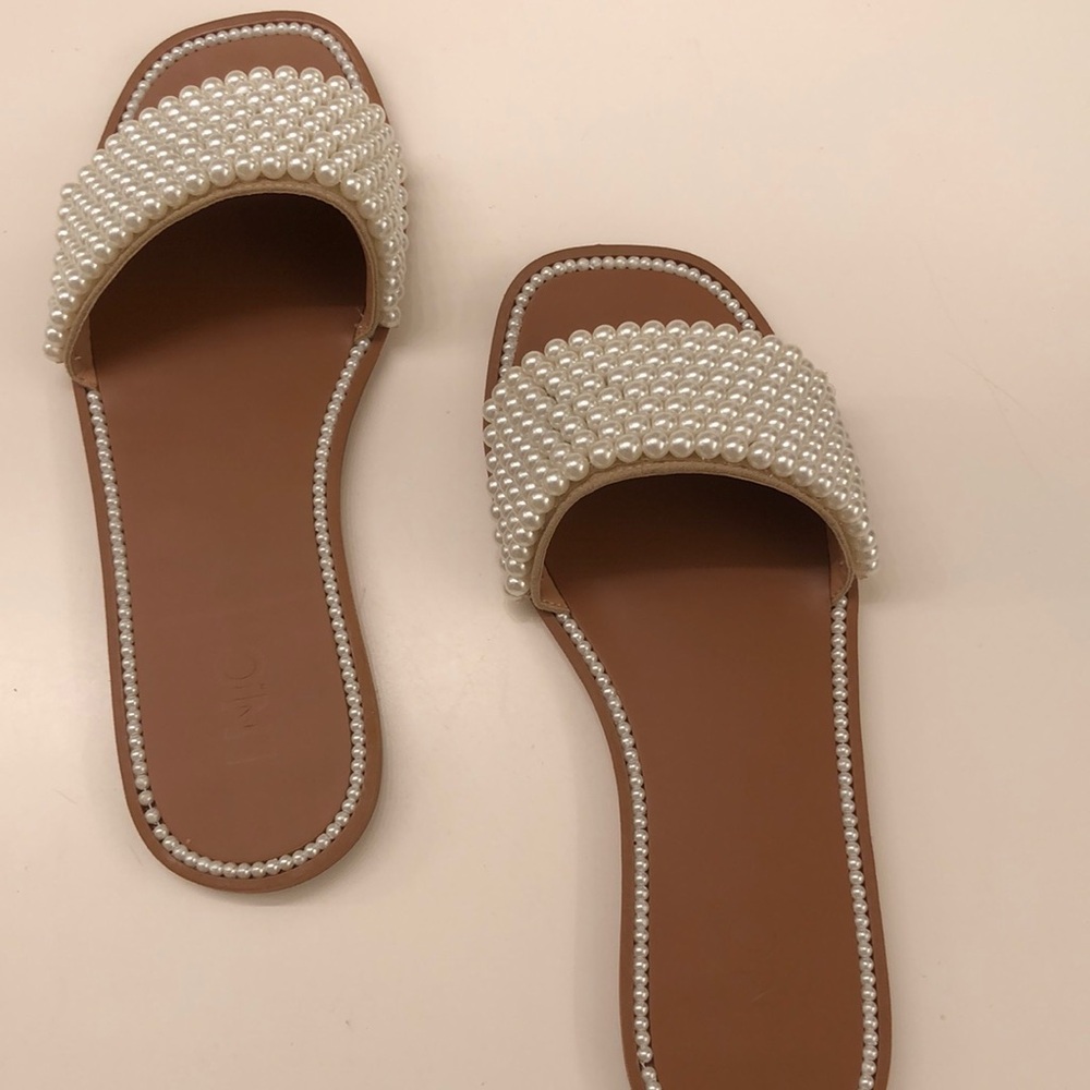 Ladies shoes